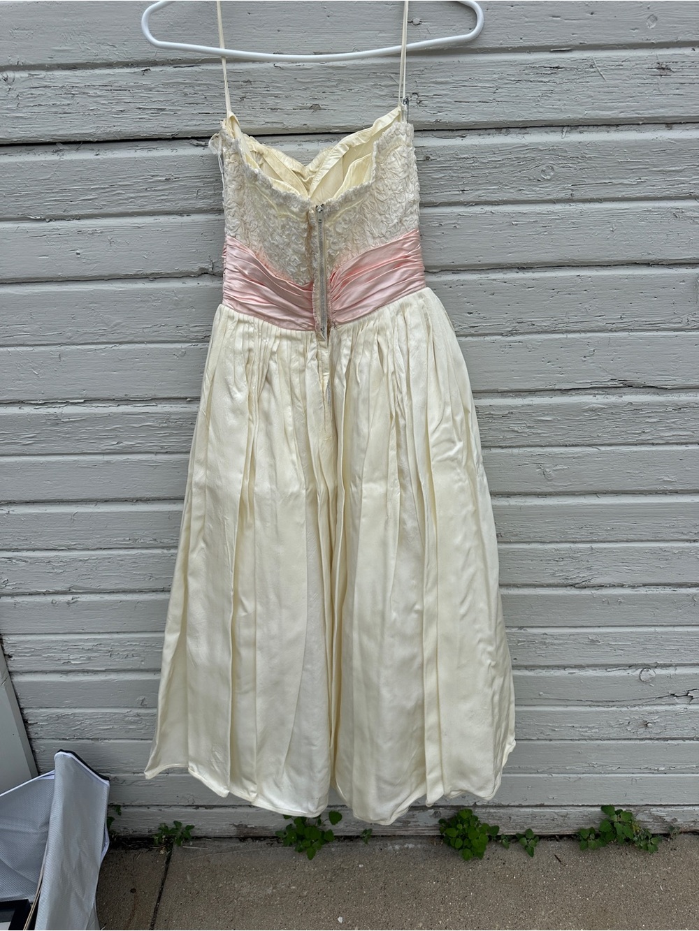 Vintage Ivory Lace Bodice Strapless Dress with Pink Satin Waist - Picture 3 of 10